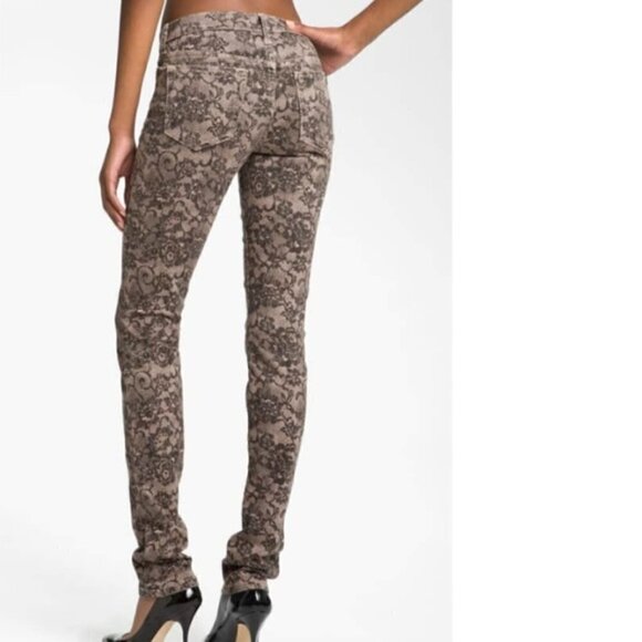 Joe's Jeans Skinny Fit in Chantilly Lace 0 - Picture 2 of 6